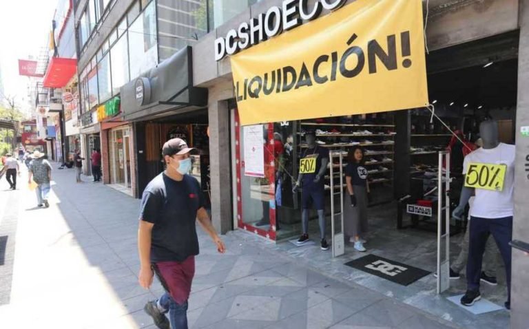 Comercio al por menor y al por mayor sufre baja histórica en abril: Inegi