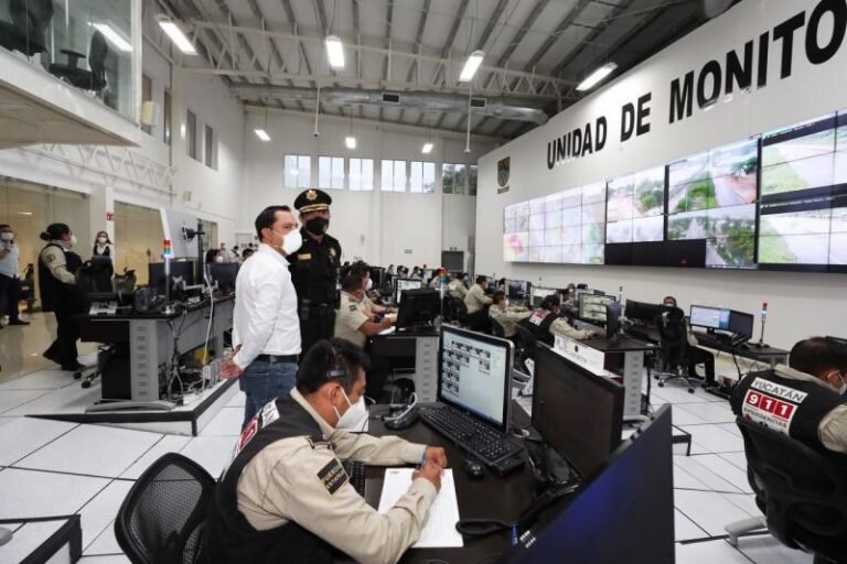 Gobernador Mauricio Vila Dosal instruye a integrantes de su Gabinete a mantener coordinación con autoridades de los municipios del estado para prestar ayuda oportuna