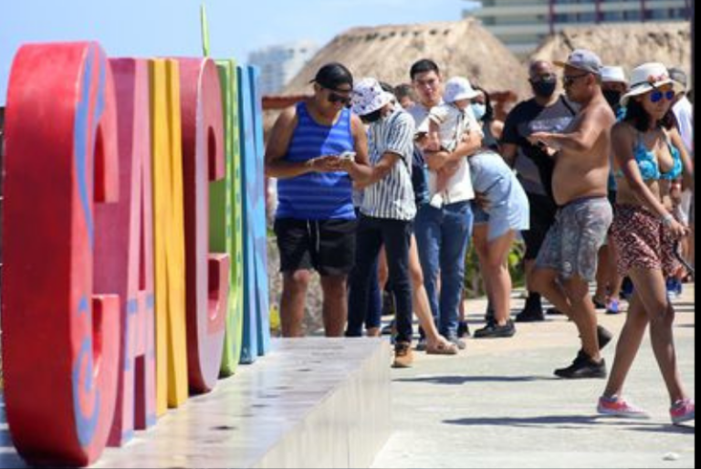 Quintana Roo elimina el uso obligatorio de cubrebocas en espacios abiertos