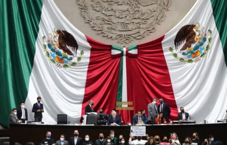 CROC pide a senadores frenar reforma sobre créditos de nómina con cobranza delegada