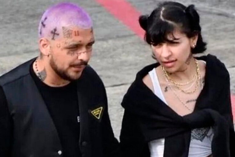 Christian Nodal viajó con Cazzu a Barcelona, lugar en el que vive Belinda