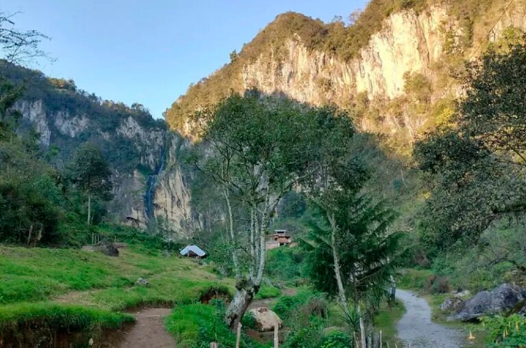 Hombre cayó de un barranco en Veracruz y murió; intentó tomar foto del Pico de Orizaba