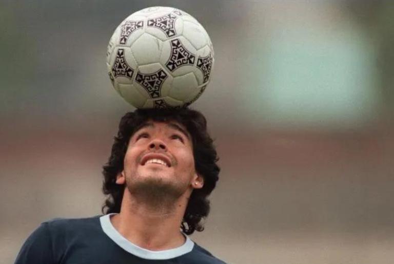 Esto costará el balón de la “Mano de Dios” en una subasta
