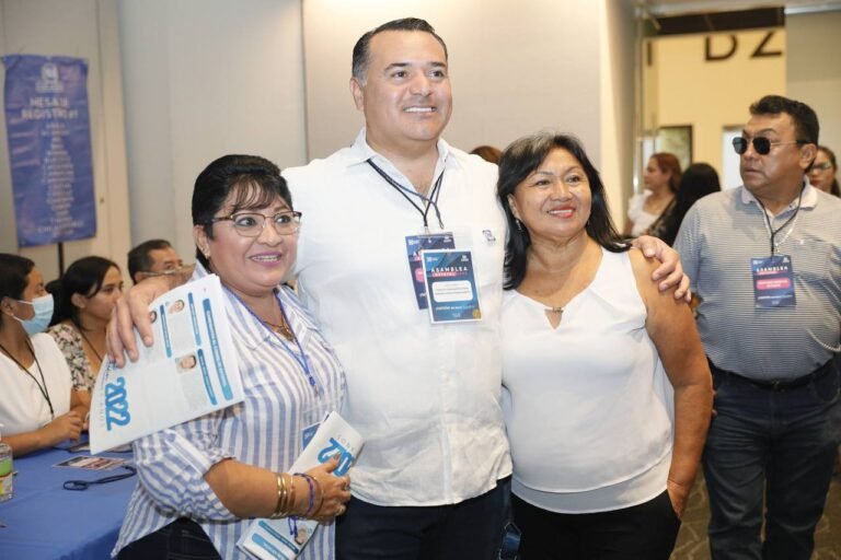 Renán Barrera gana ampliamente el aplausómetro panista