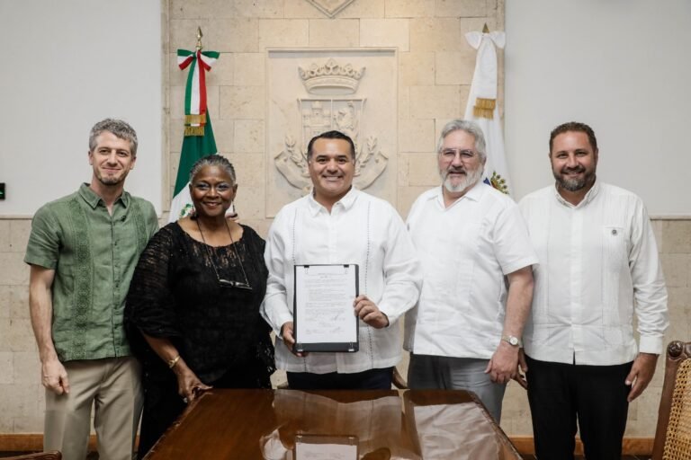 Renán Barrera impulsa acciones de promoción económica, turística y cultural para beneficio de todas