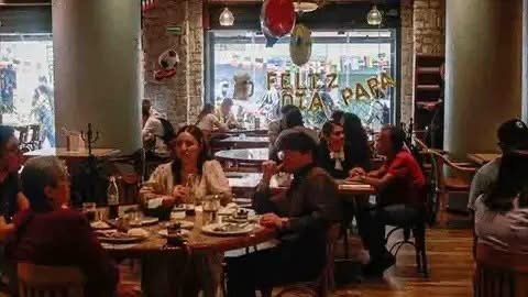 Restauranteros de la CDMX reportaron bajas ventas por plantón del CNTE