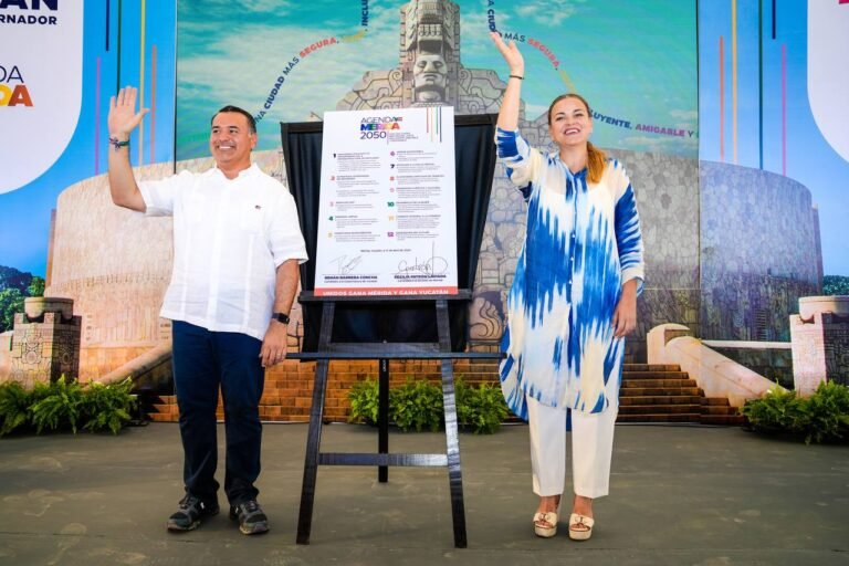 Cecilia Patrón y Renán Barrera firman la “Agenda 2050”