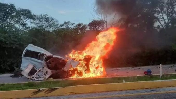 Identifican 5 víctimas que faltaban del accidente en la carretera Mérida-Campeche