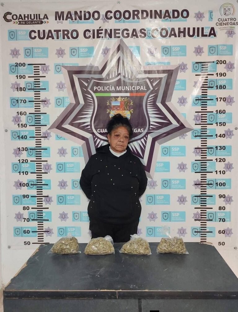 Detienen a mujer de 68 años con medio kilo de marihuana en carretera de Coahuila