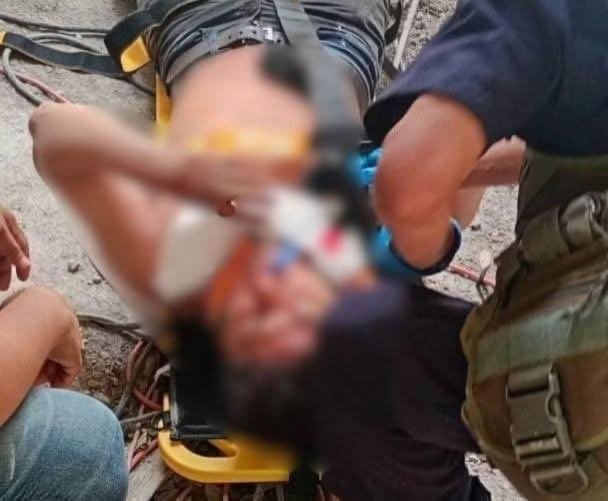 Colapso en obra del Centro de Mérida deja dos albañiles lesionados