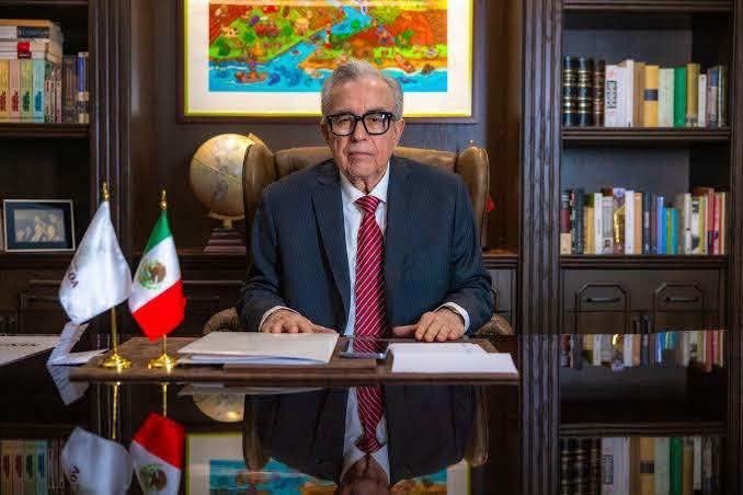 Rocha Moya vuelve a pedir licencia como gobernador de Sinaloa tras apenas un día en funciones