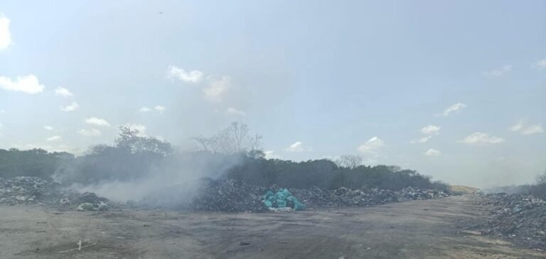 Vecinos alertan por foco de infección e incendios en el relleno sanitario de Progreso; exigen intervención ambiental