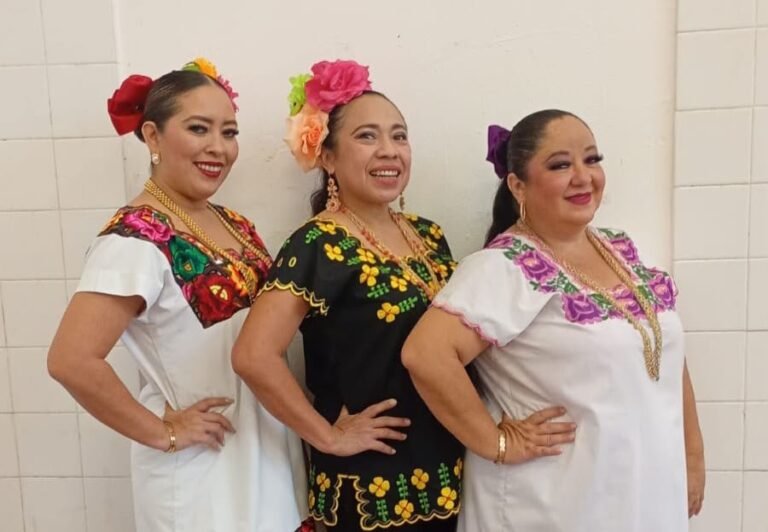 “Hipiles y Alpargatas” prepara una fiesta al teatro regional yucateco con obras, charlas y literatura