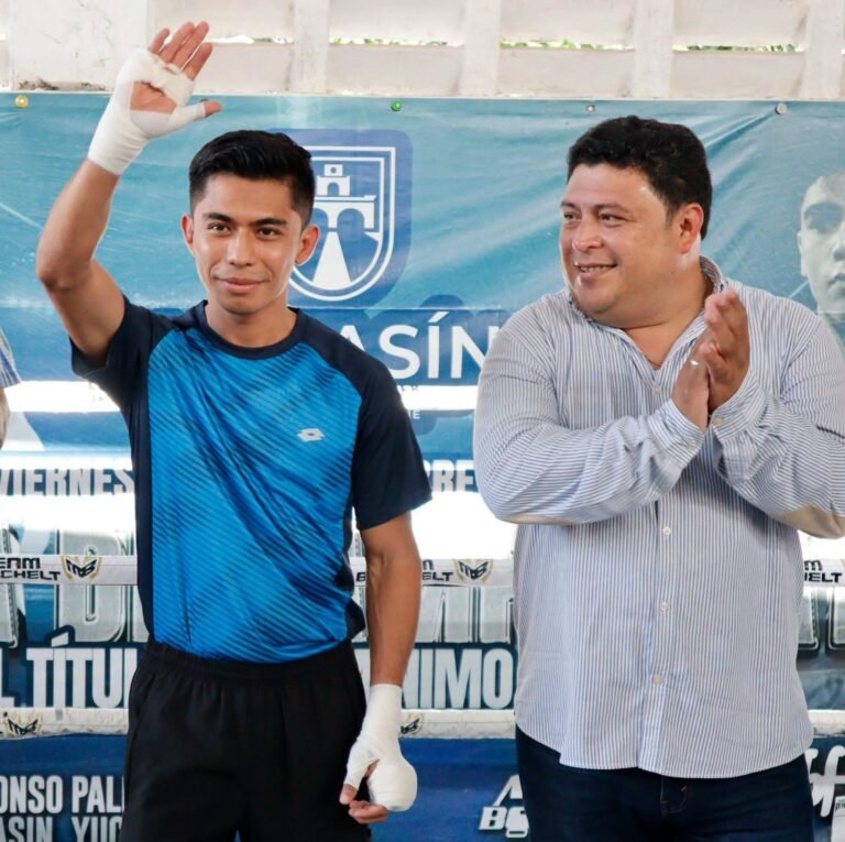 Edwin Bojórquez respalda a Russell Álex Acosta tras su combate: “Todo Kanasín está orgulloso de ti”
